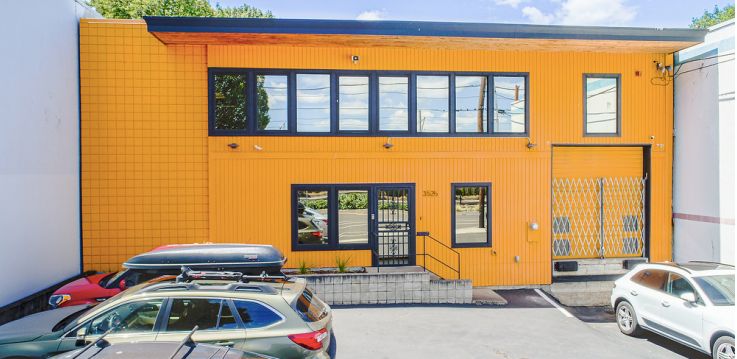 Industrial SE Portland Owner/User Opportunity: 3525 SE 17th Ave, Portland, OR 97202
